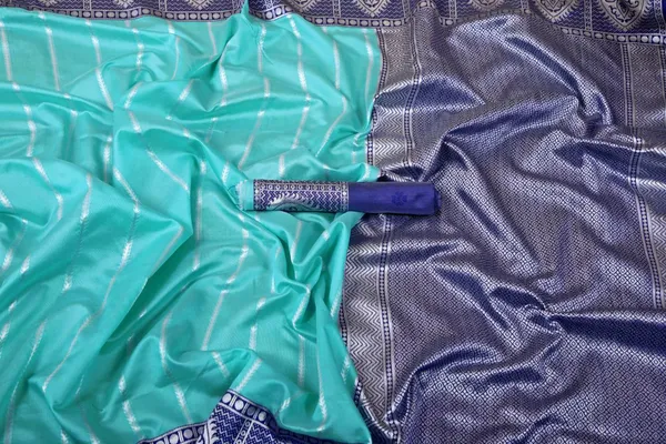 Light_Blue_Embellished_Banarasi_Jacquard_Saree_(Light_Blue)